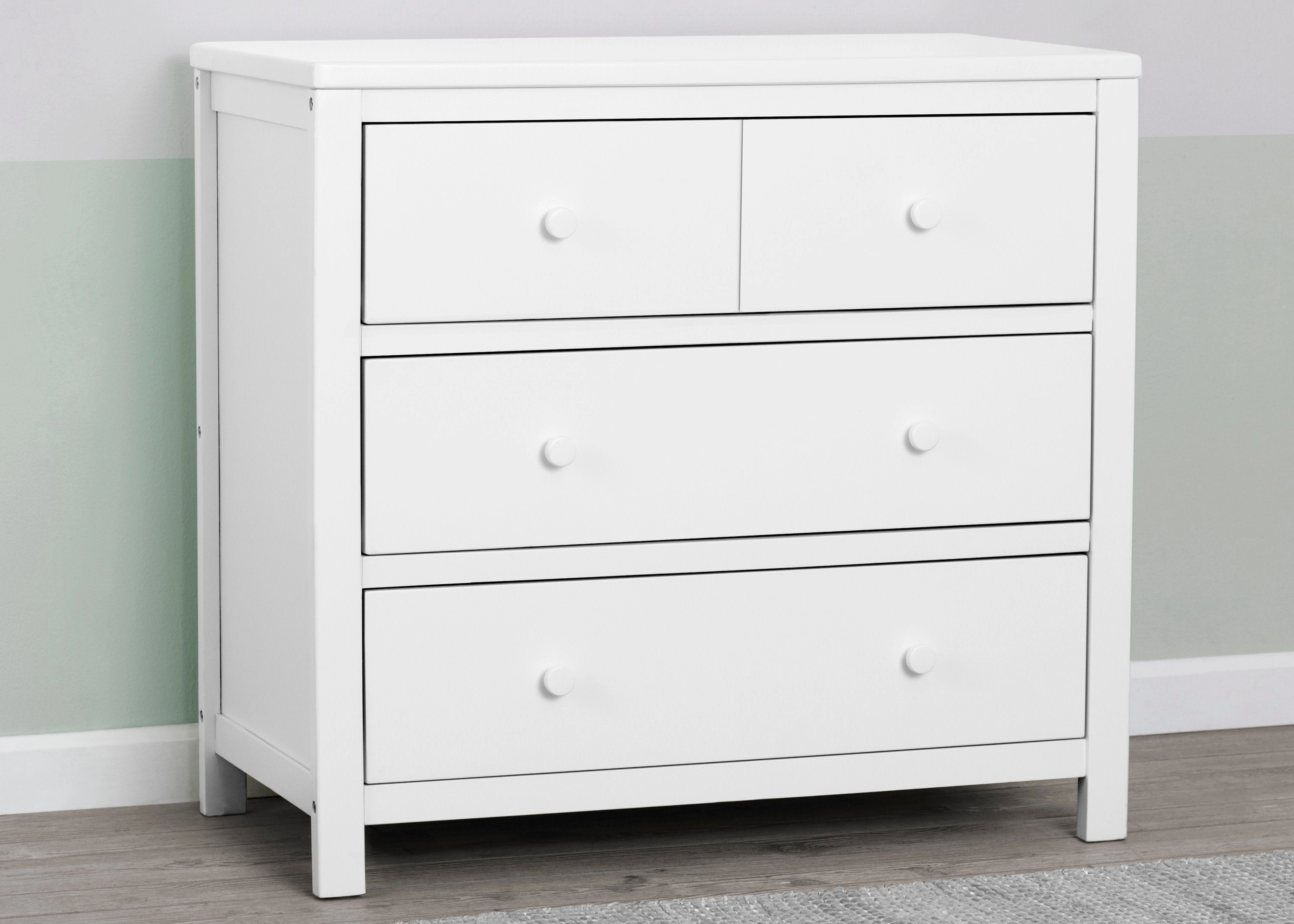 3 Drawer Dresser with Interlocking Drawers