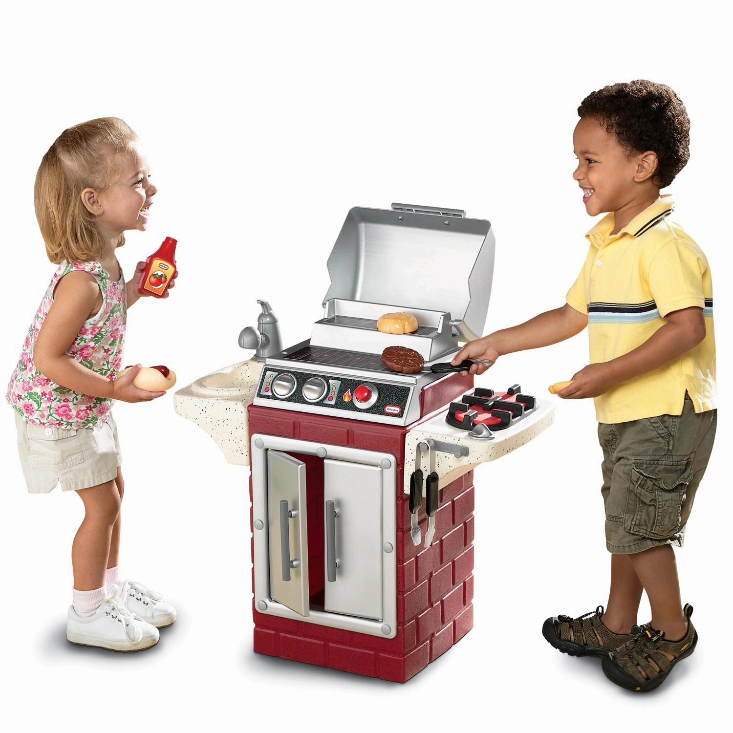 Backyard Barbecue Get Out 'n' Grill  Grill Playset with Food and Utensils