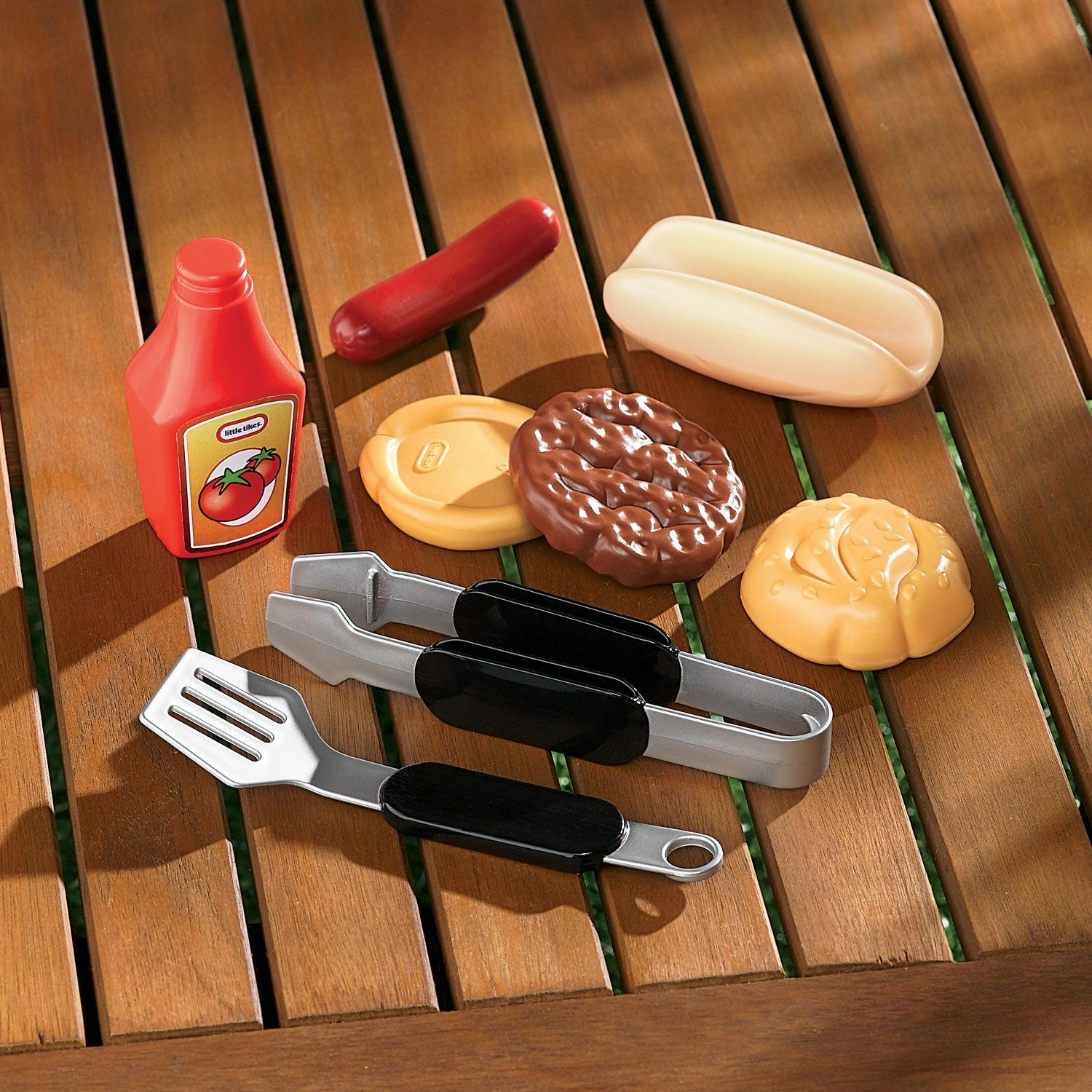 Backyard Barbecue Get Out 'n' Grill  Grill Playset with Food and Utensils