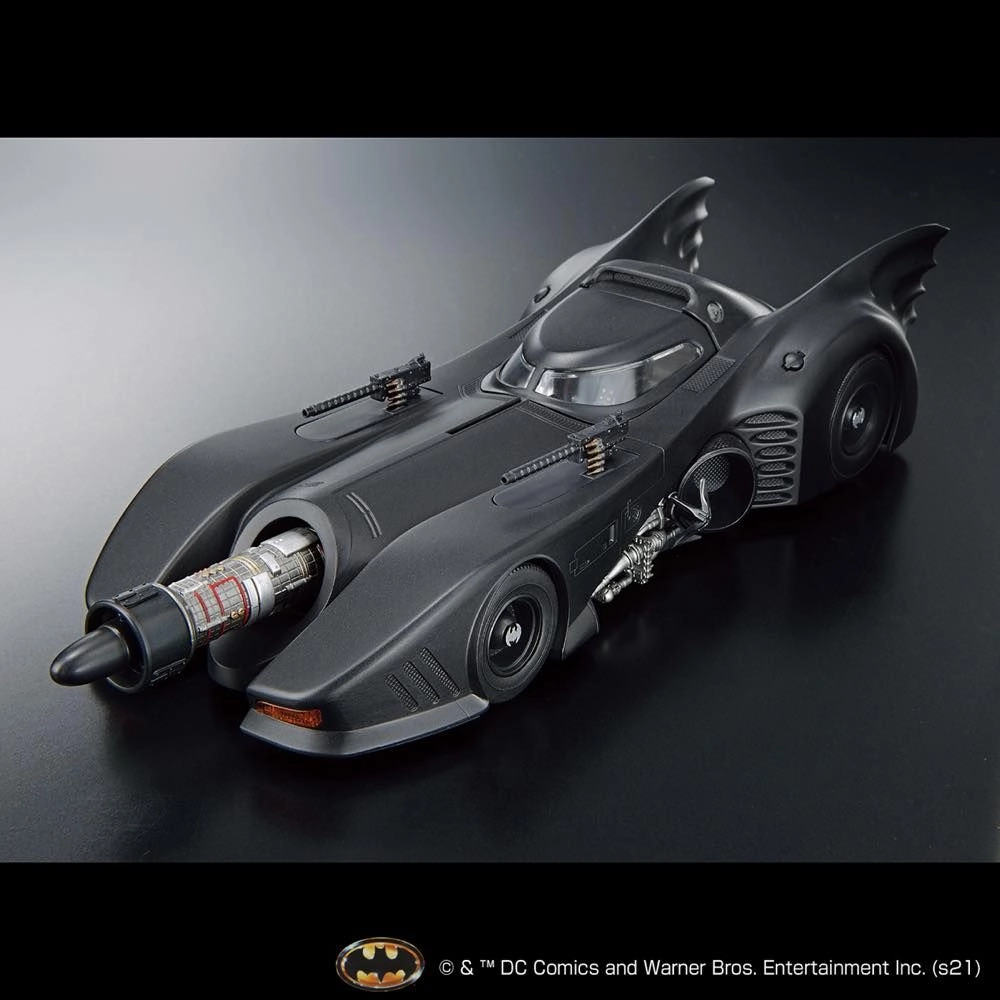 Bandai 1/35 Tim Burton's Batman Batmobile [Batman Ver.] Model Kit