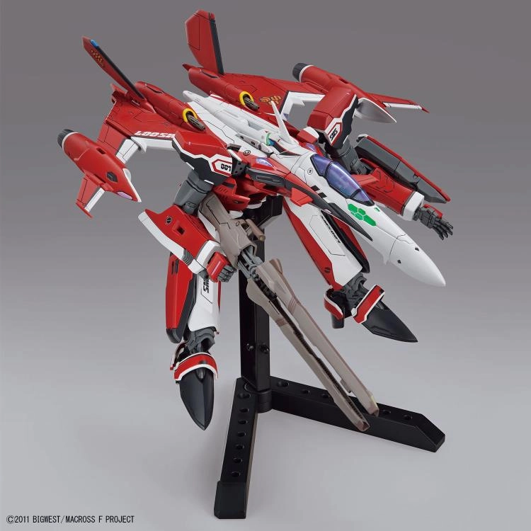 Bandai Macross Frontier HG 1/100 YF-29 Durandal Valkyrie (Saotome Alto Use) Model Kit