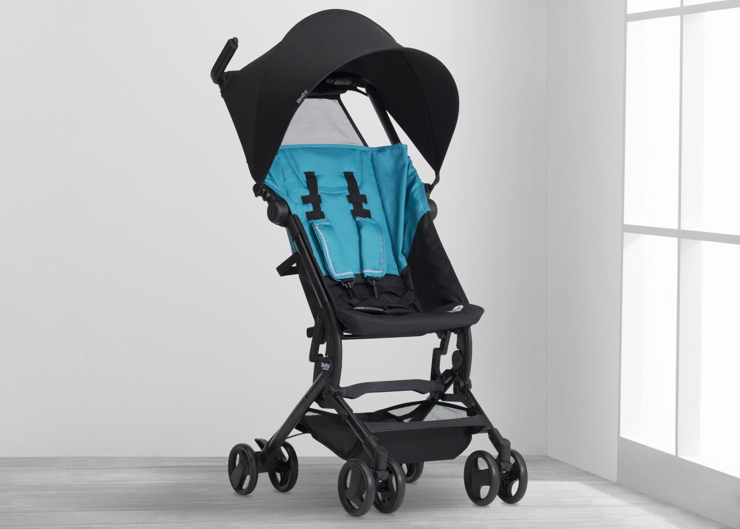 Clutch Plus Travel Stroller with Recline