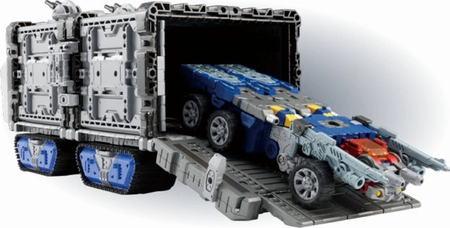 Diaclone Reboot - DA-65 Battle Convoy V-MAX Exclusive