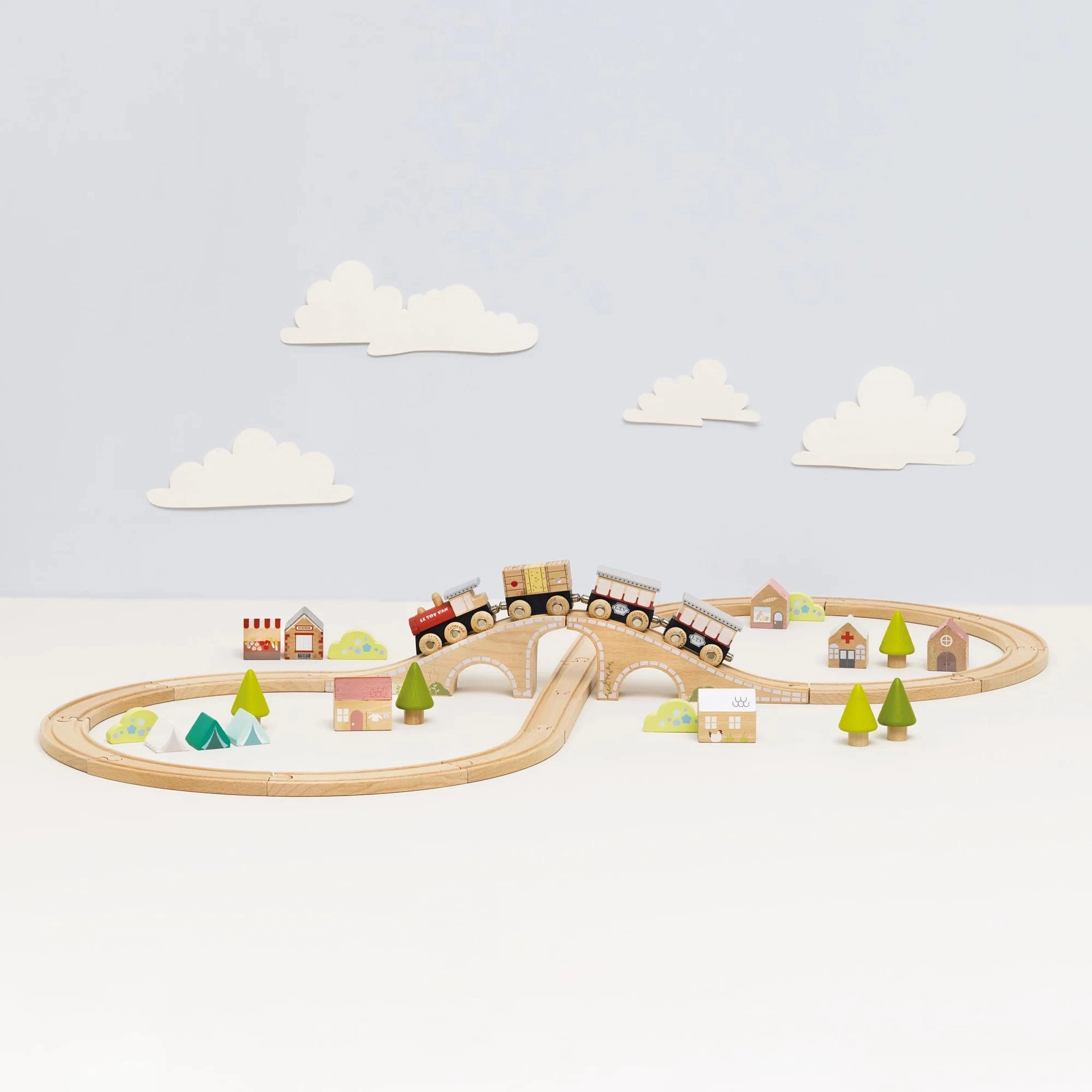 Figure of 8 Train Set 40 Pcs