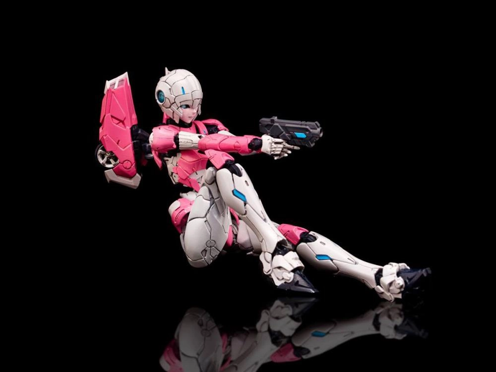 Flame Toys Furai 28 Transformers Arcee Model Kit