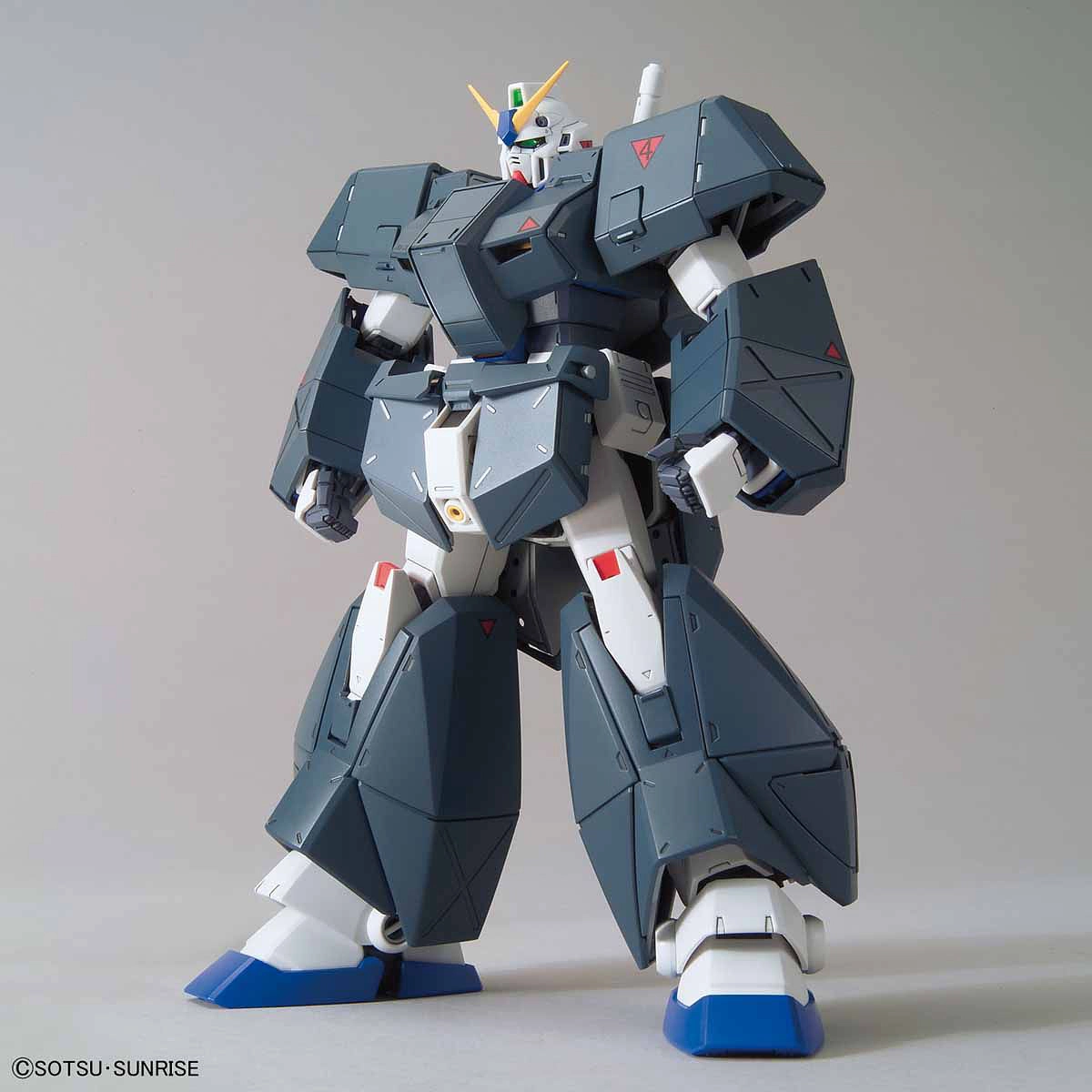 Gundam 1/100 MG 0080: War in the Pocket RX-78NT-1 Gundam NT-1 Alex Ver. 2.0 Model Kit