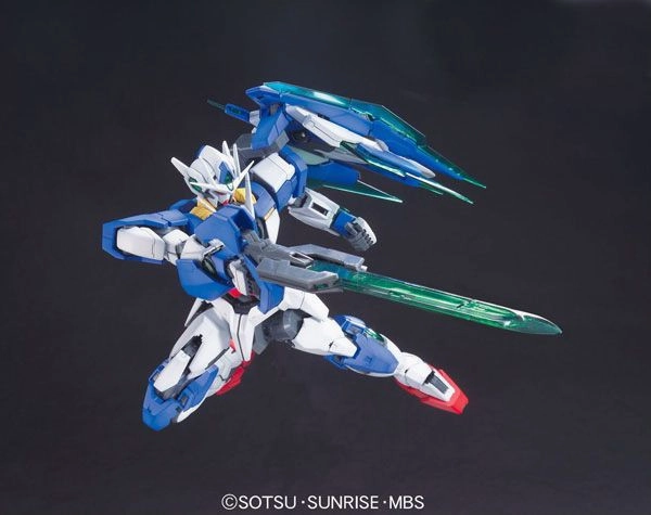 Gundam 1/100 MG OO GNT-0000 00 Qan[t] Quanta Celestial Being Model Kit