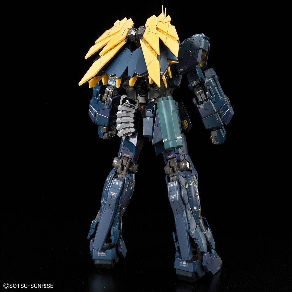 Gundam 1/144 RG #27 RX-0[N] Unicorn Gundam 02 Banshee Norn Model Kit