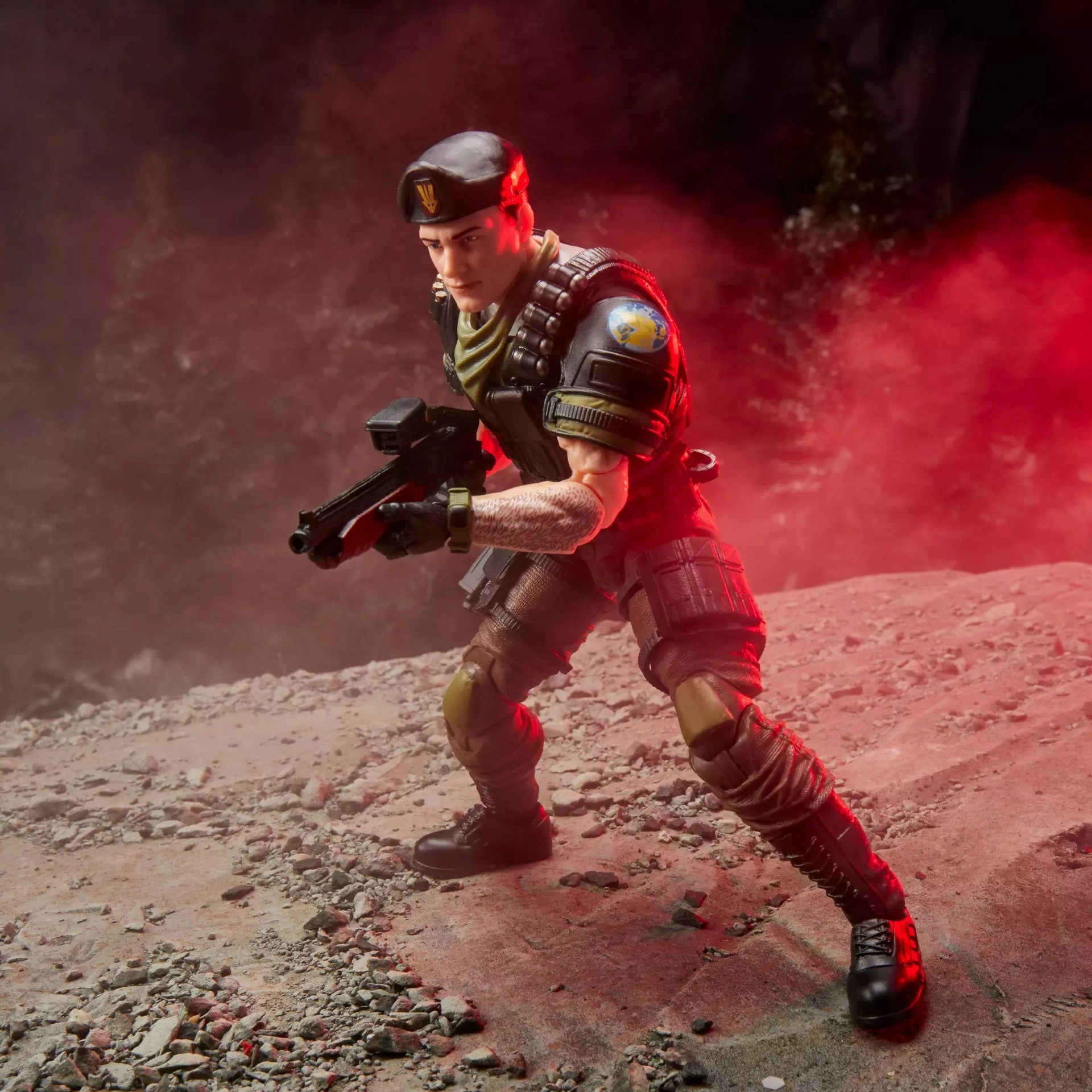 Hasbro G.I. Joe Classified Series #138 Vincent R Falcon Falcone and Quarrel Action Figure