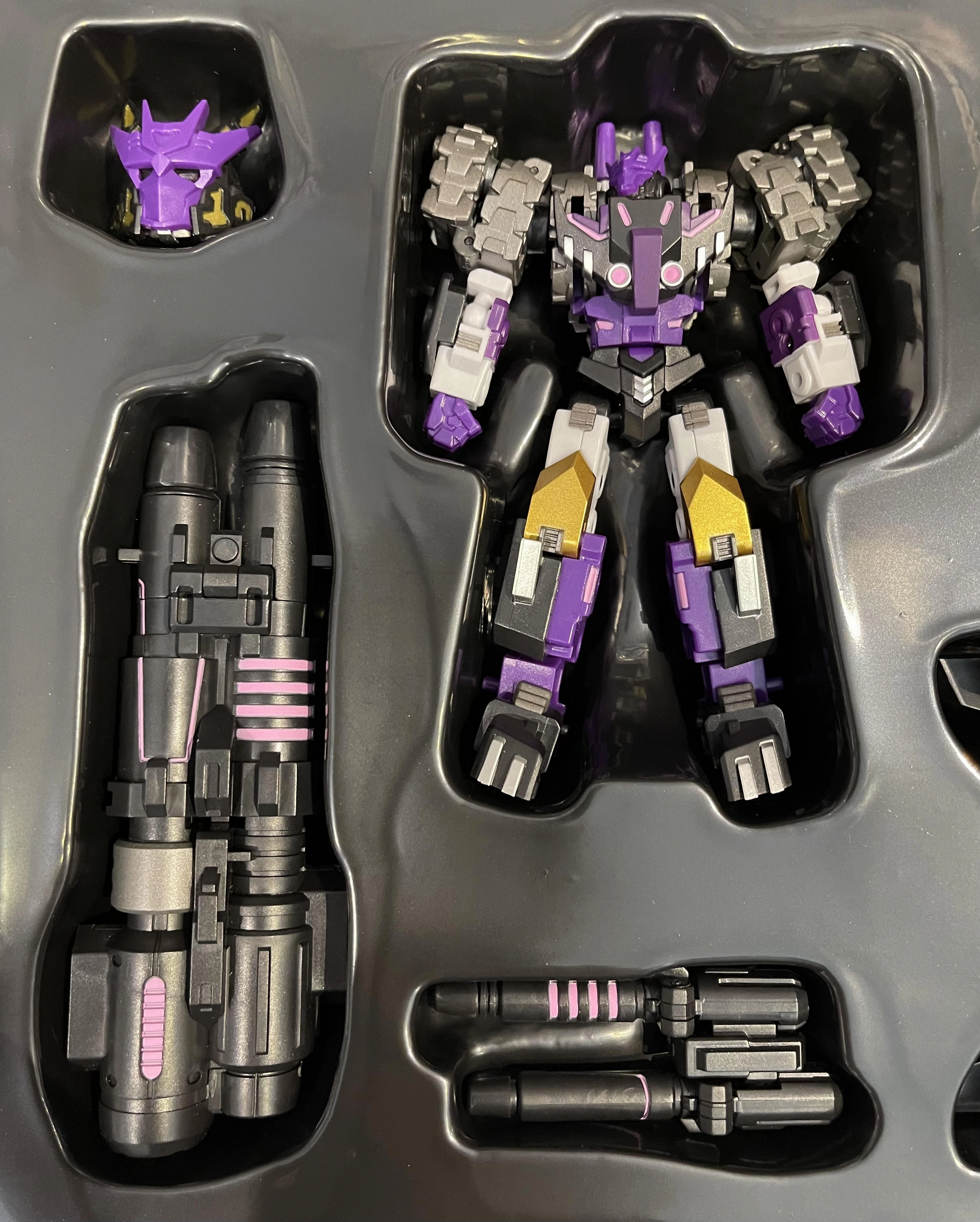 Iron Factory IF-EX31X Dubhe w/ Combiner part (Ver. 2023) - Spirits of the D.E.C.
