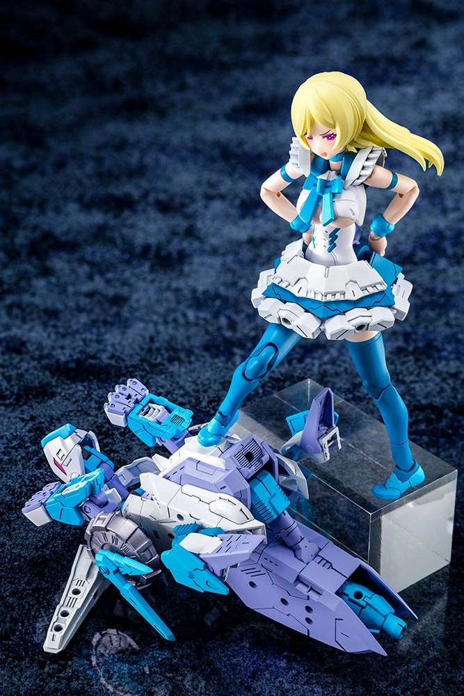Kotobukiya Megami Device #18 Chaos and Pretty Alice Model Kit KP615 w/ Bonus Face and Hair