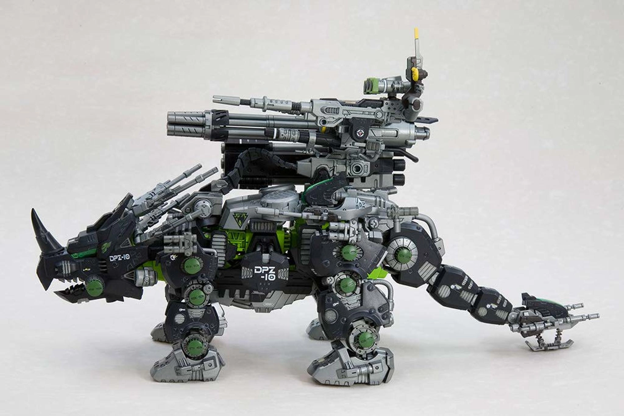 Kotobukiya Zoids HMM-021 DPZ-10 Dark Horn 1/72 Scale Model Kit