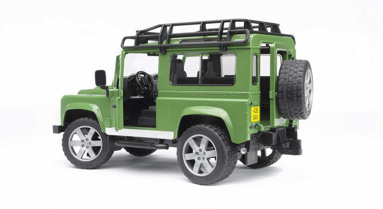 Land Rover Defender Station Wagon