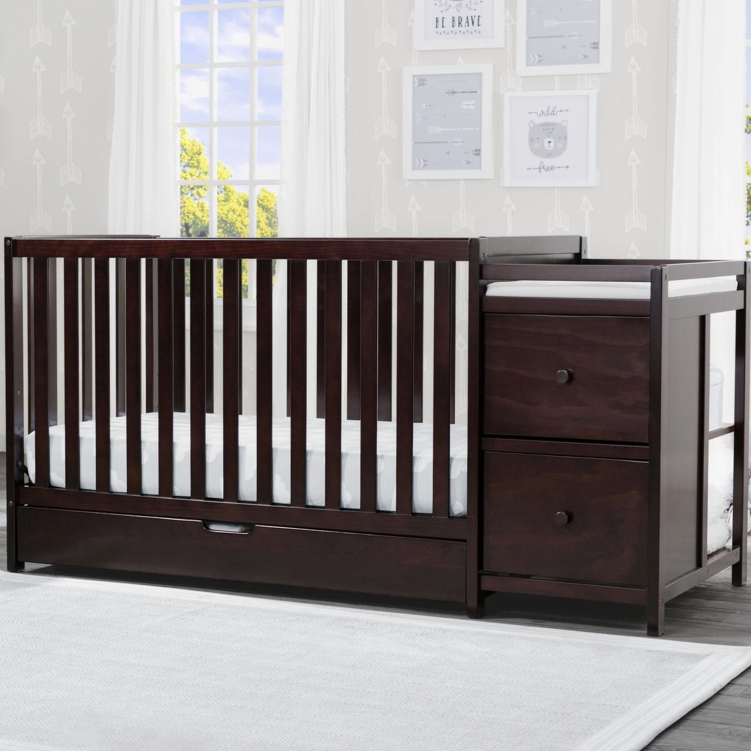 Luna Convertible Crib N Changer with Under Drawer