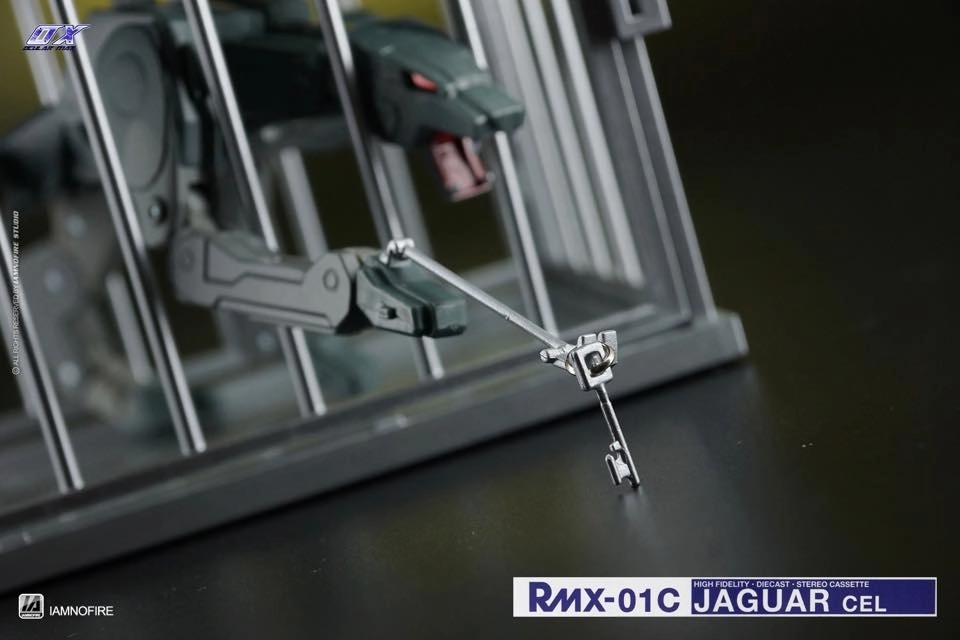 Mastermind Creations Ocular Max RMX-01C Jaguar Cel & Cage Set - Reissue