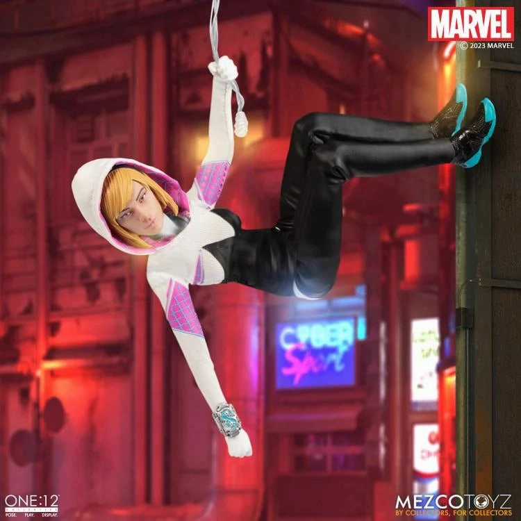 Mezco Toyz ONE:12 Collective Ghost Spider (Spider-Gwen) Action Figure