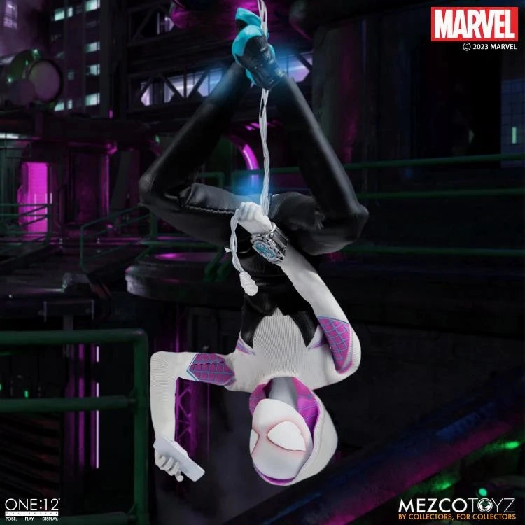 Mezco Toyz ONE:12 Collective Ghost Spider (Spider-Gwen) Action Figure