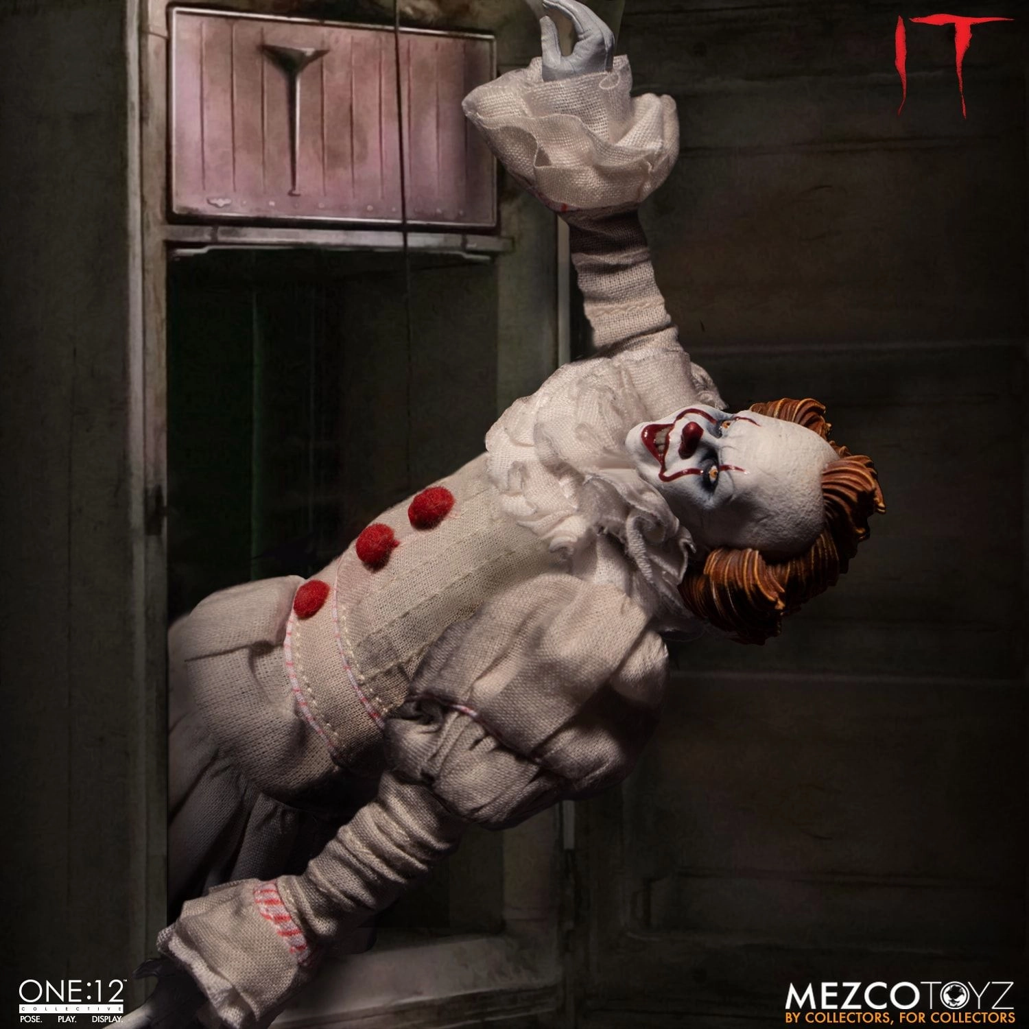 Mezco Toyz ONE:12 Collective: IT: Pennywise Action Figure