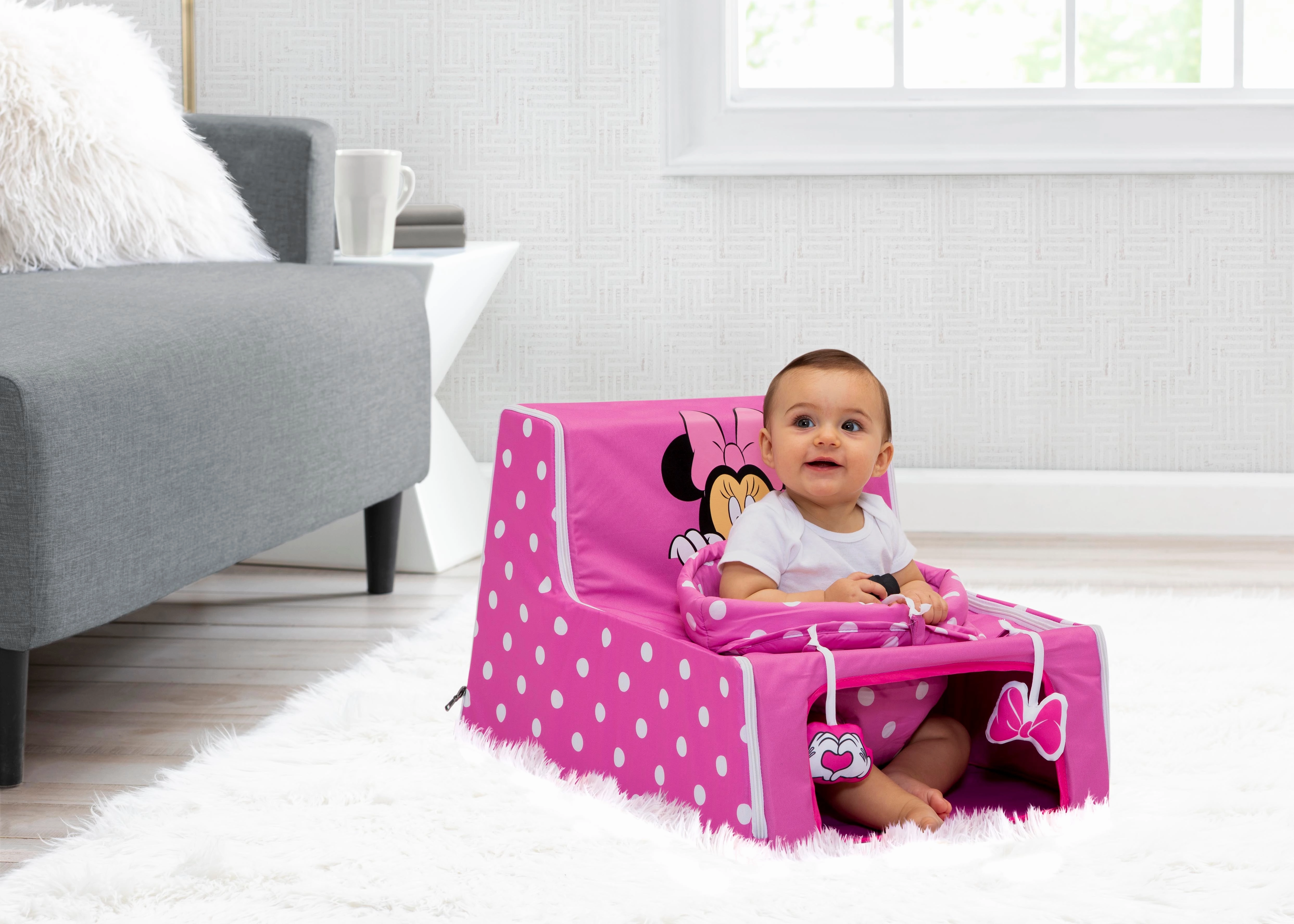 Minnie Mouse Sit N Play Portable Activity Seat for Babies