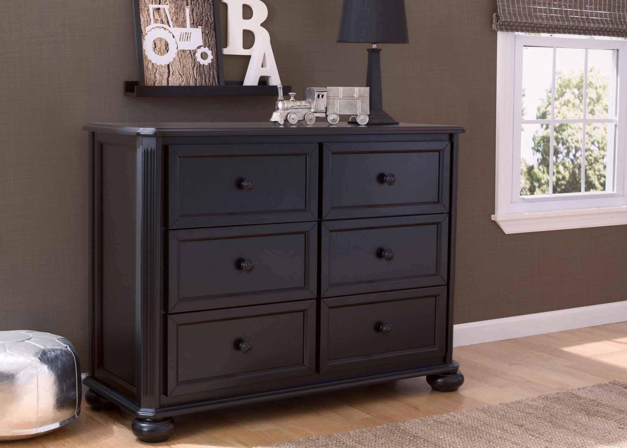 Peyton 6 Drawer Dresser