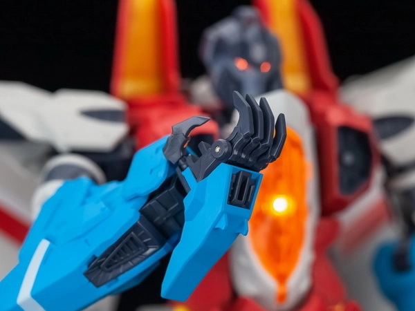 PF-01 Red Falcon
