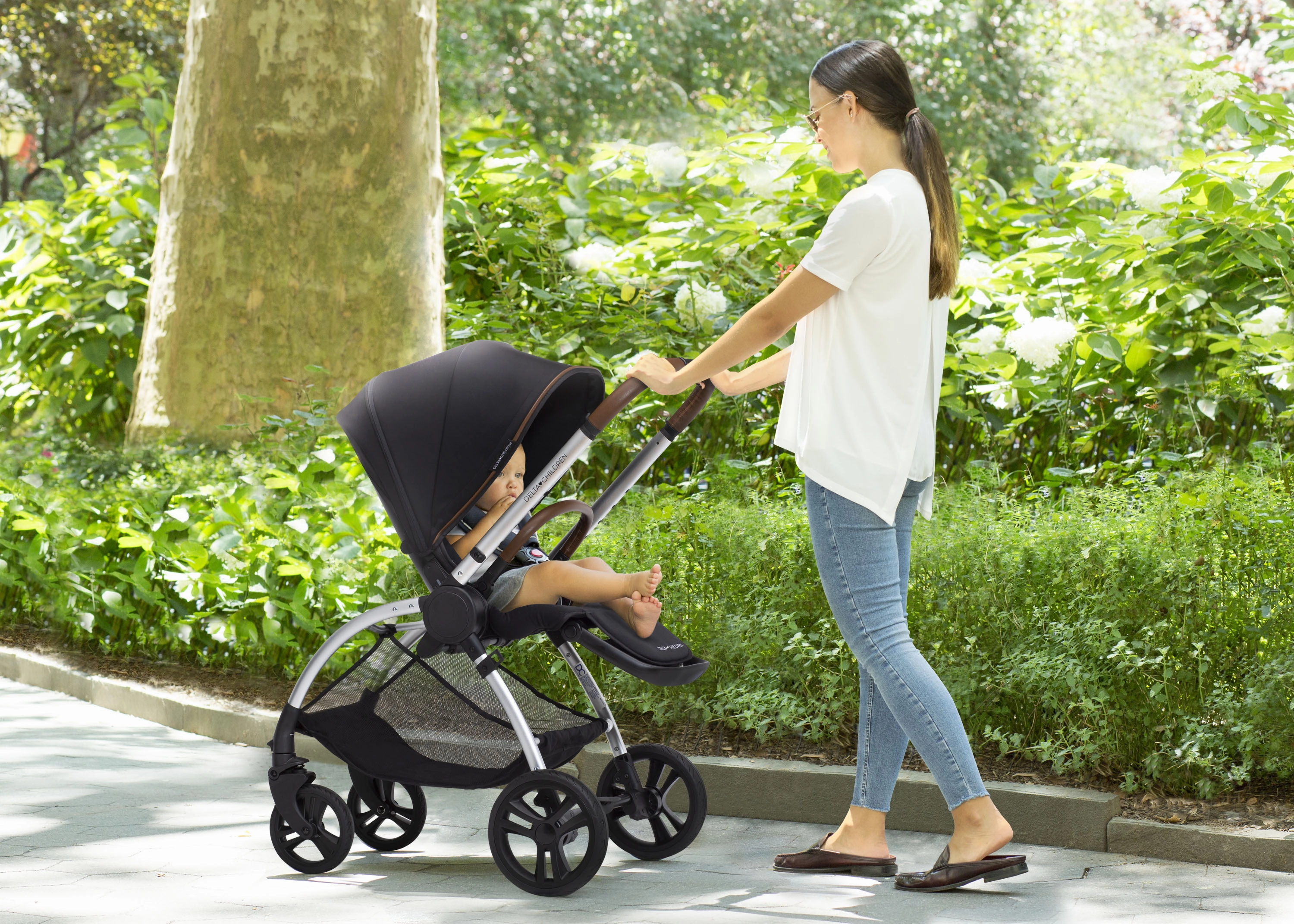Revolve Reversible Stroller