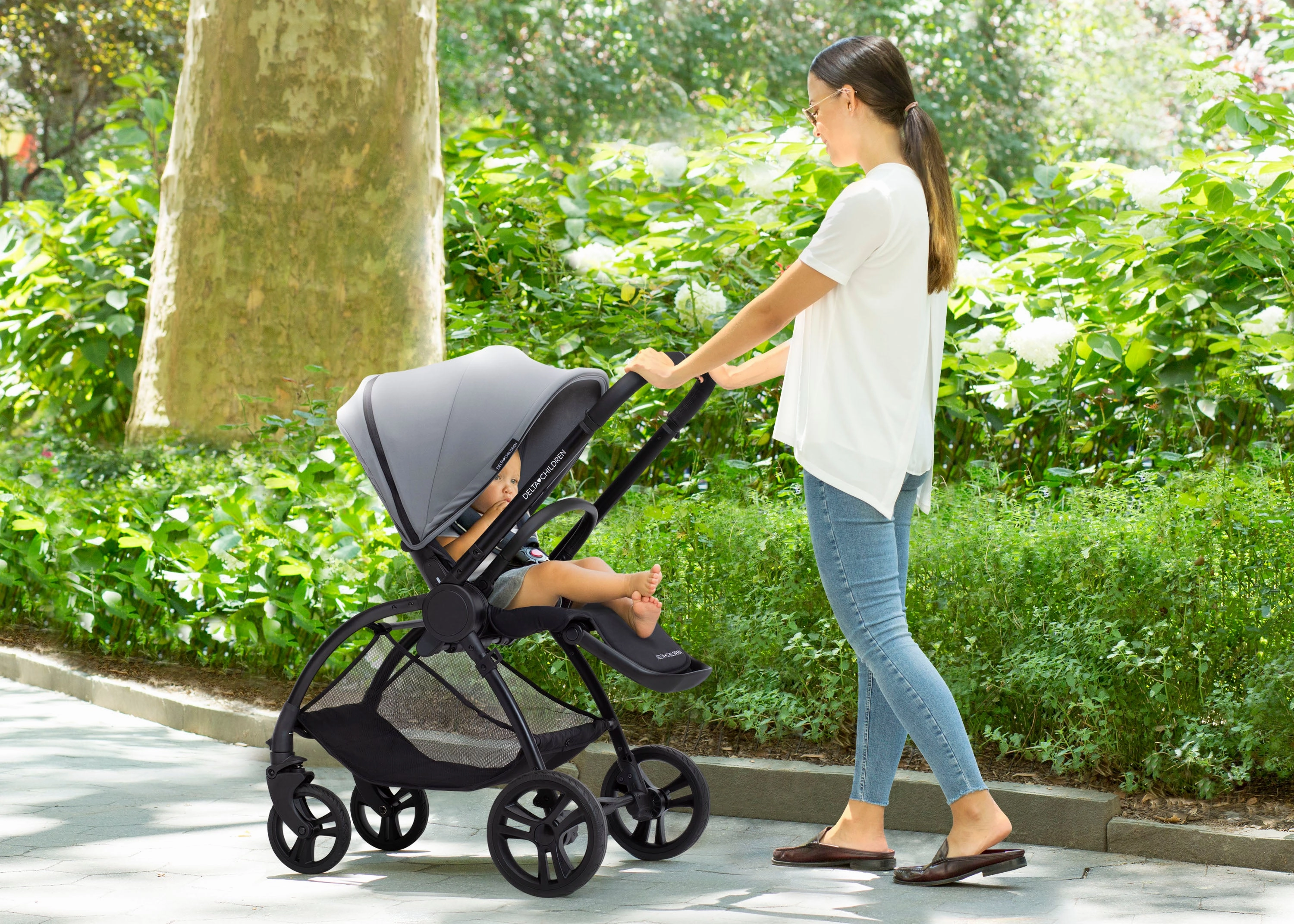 Revolve Reversible Stroller