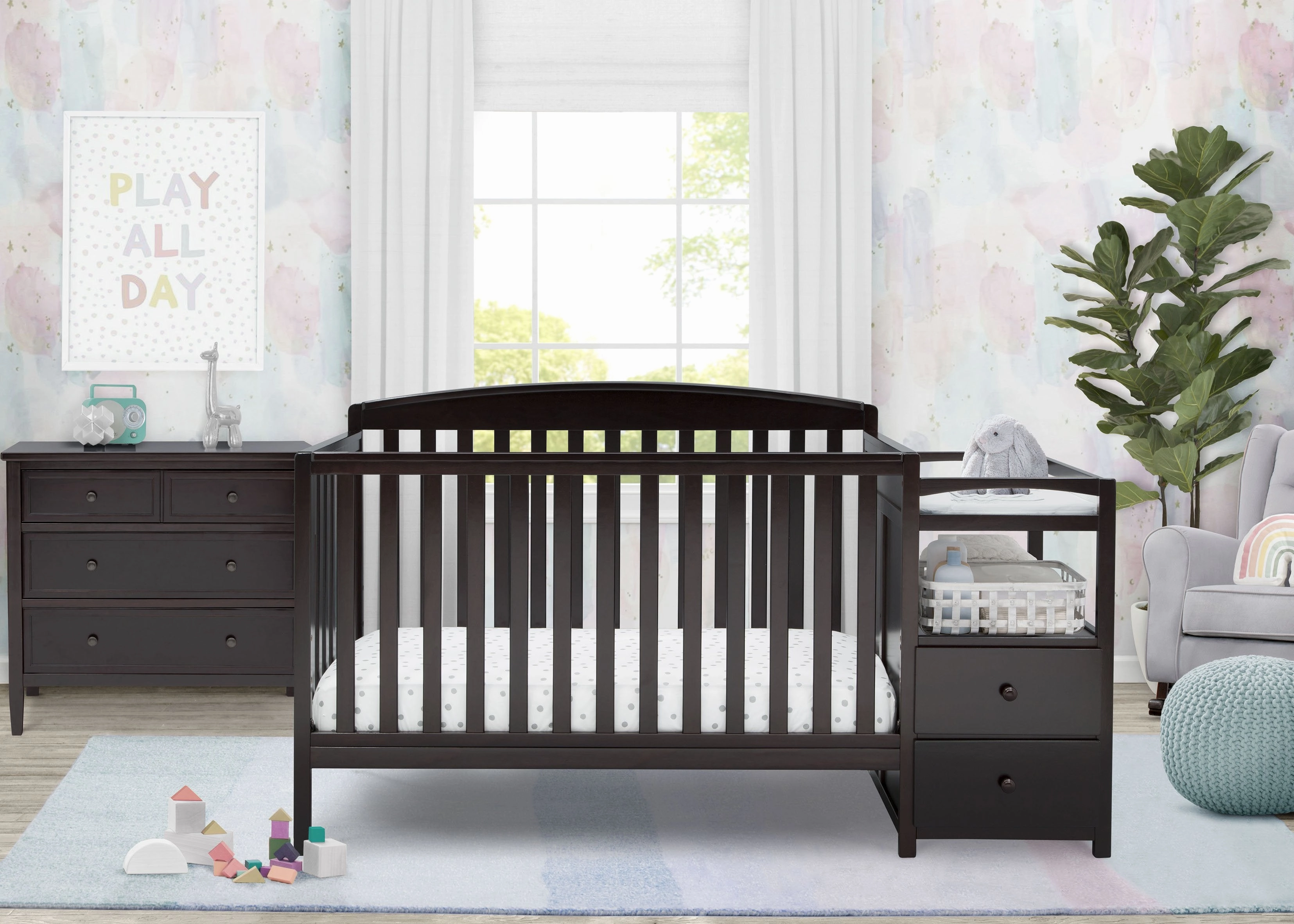 Royal Convertible Crib and Changer