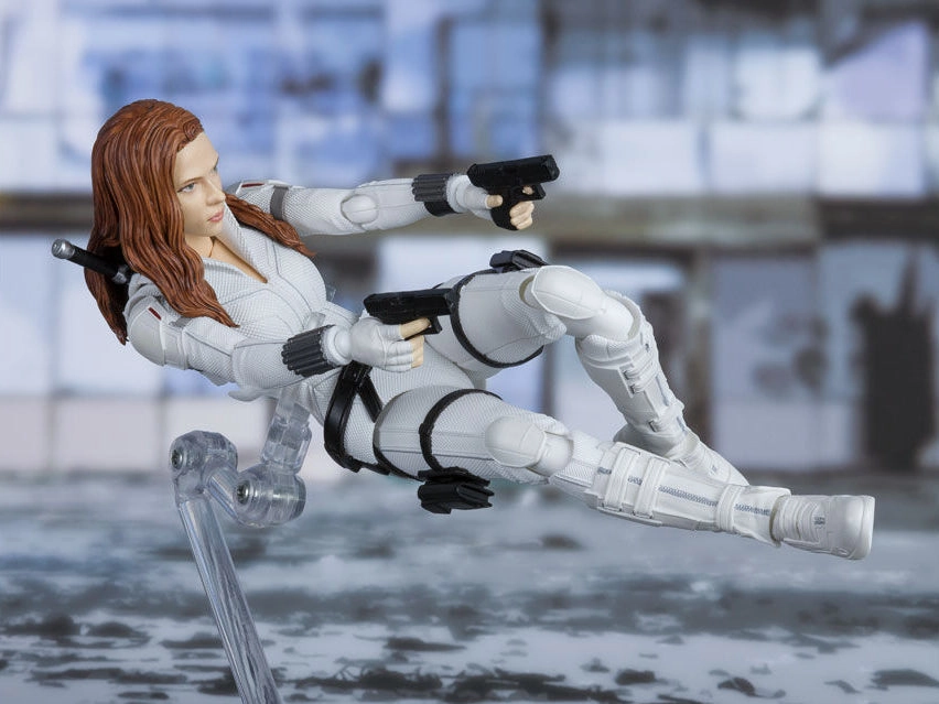 S.H. Figuarts Black Widow Movie Black Widow (White Snow Suit Ver.) Action Figure