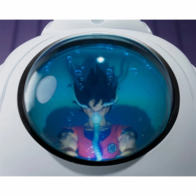 S.H. Figuarts Dragon Ball Z Medical Machine Exclusive Scene Set