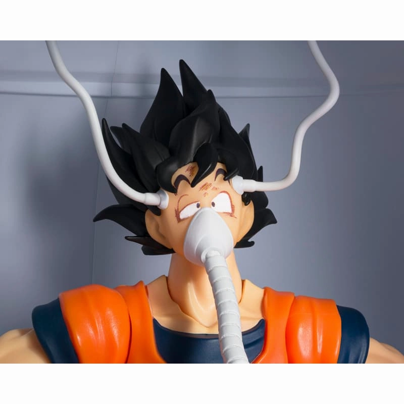S.H. Figuarts Dragon Ball Z Medical Machine Exclusive Scene Set