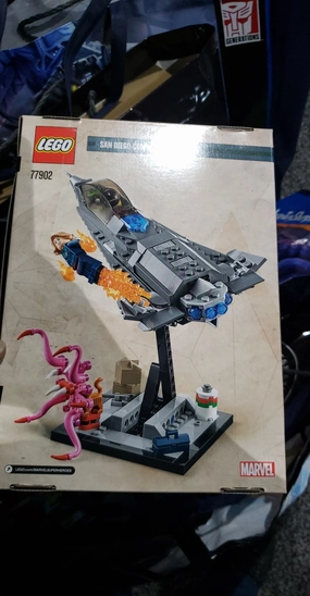 SDCC 2019 Lego Captain Marvel and ASIS Set 271 Piece set #77902 Exclusive Action Figure
