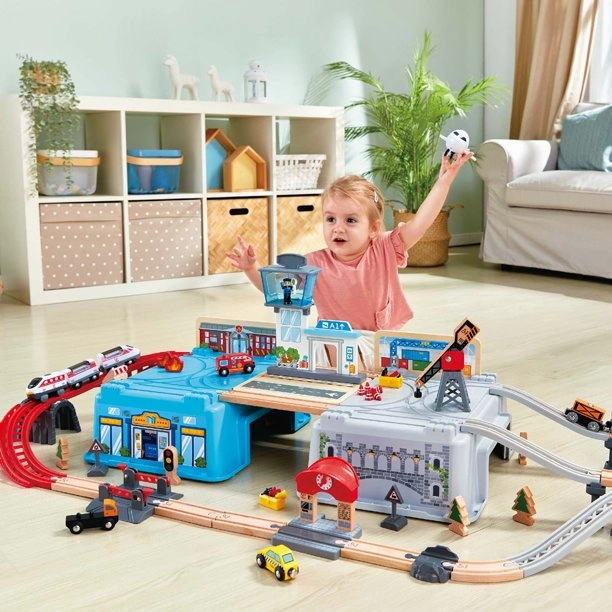 Super Cityscape Transport Bucket Train Set