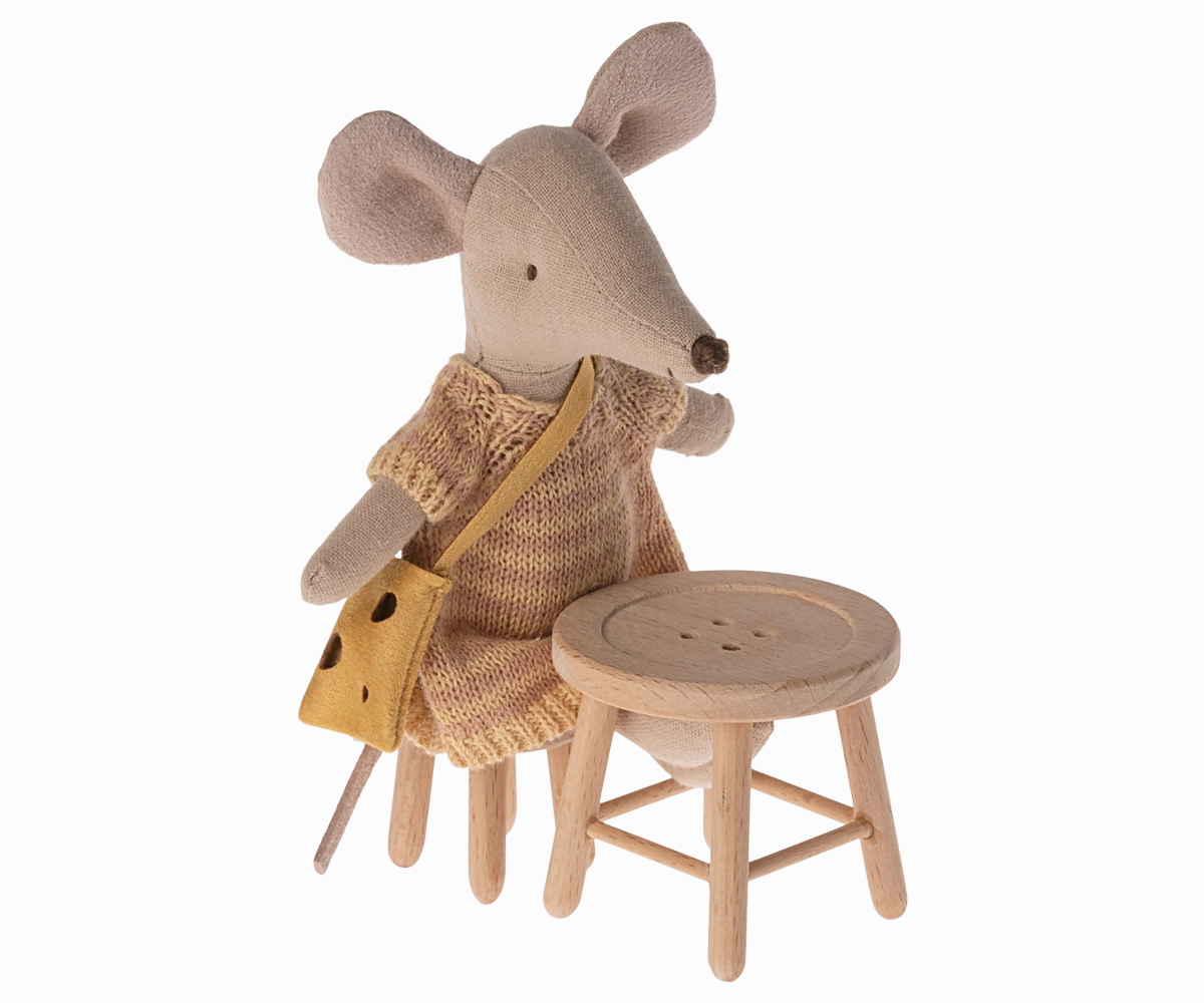 Table And Stool Set, Mouse
