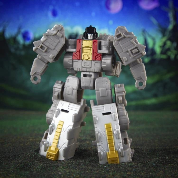 Transformers Generations Legacy Evolution Core Class Dinobot Scarr Action Figure