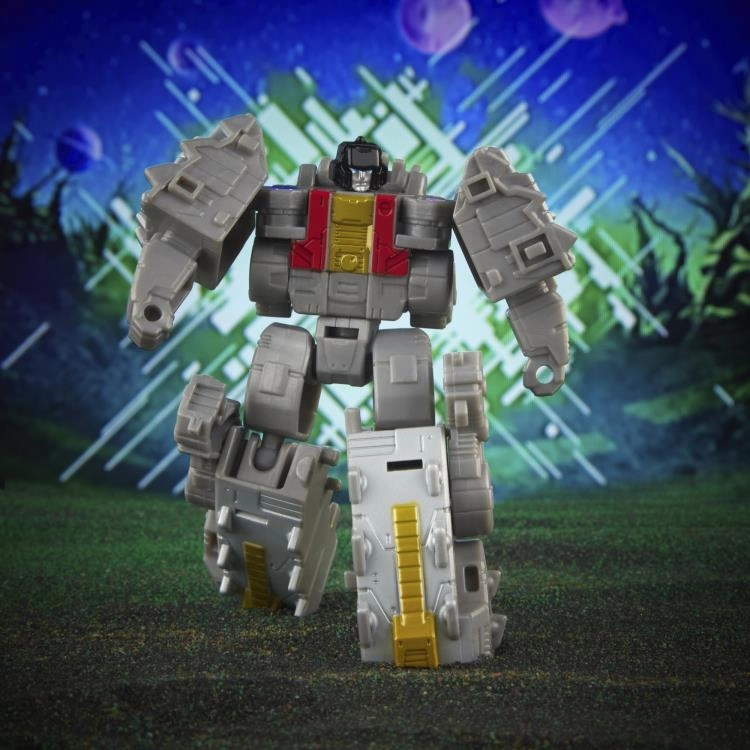 Transformers Generations Legacy Evolution Core Class Dinobot Scarr Action Figure