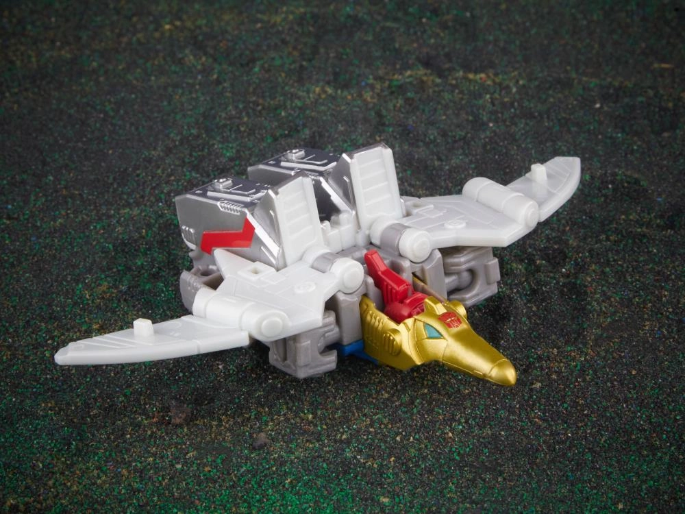 Transformers Generations Legacy Evolution Core Class Dinobot Swoop Action Figure