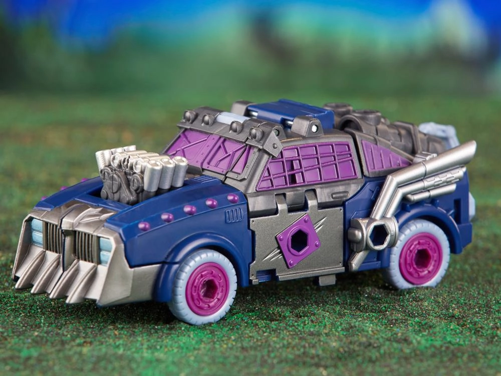 Transformers Generations Legacy Evolution Deluxe Class Axlegrease Action Figure