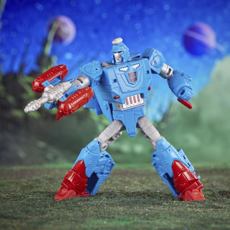 Transformers Generations Legacy Evolution Deluxe Class Devcon Action Figure