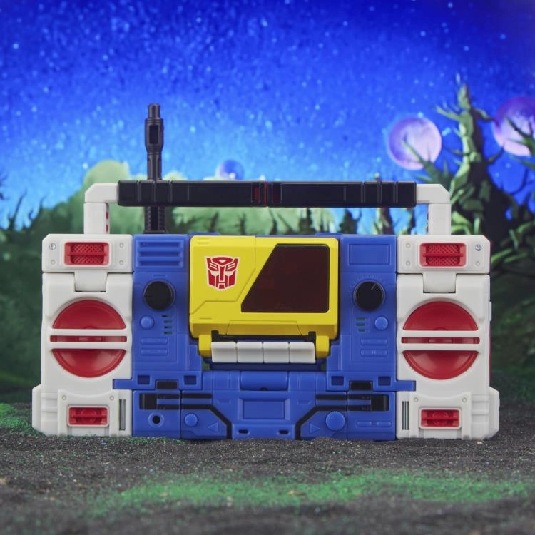 Transformers Generations Legacy Evolution Voyager Class Twincast and Autobot Rewind Action Figure