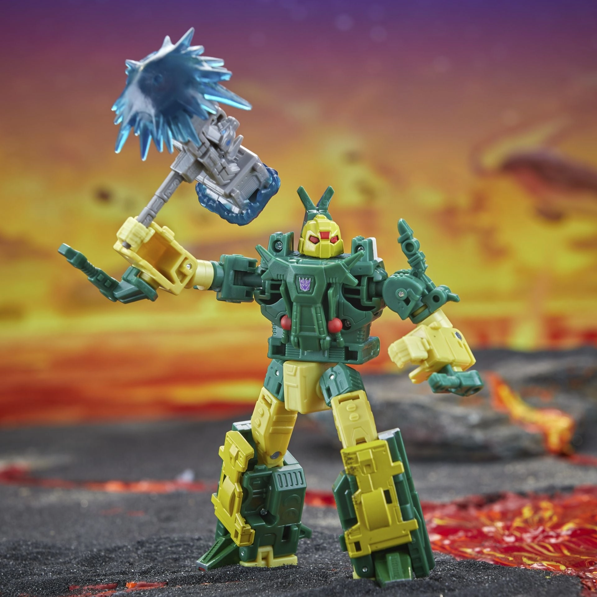 Transformers Generations Legacy United Deluxe Doom'n Destruction Collection 3 Pack (Wrecker Malleus Minotaurus, Chop Shop, Barrage) Action Figure
