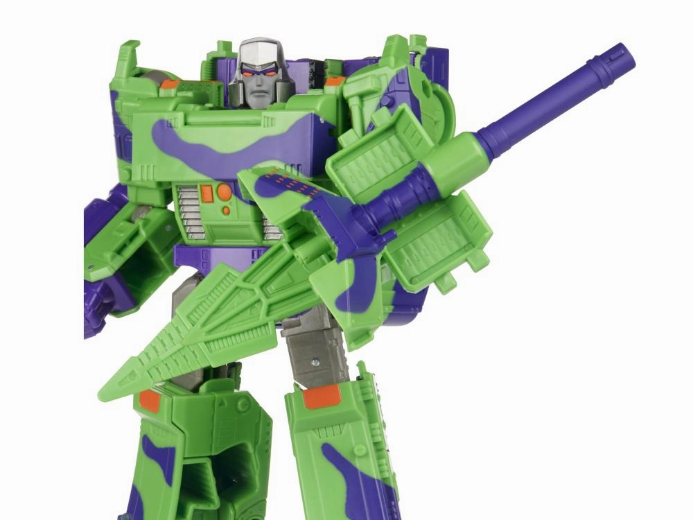 Transformers Generations Selects WFC-GS14 Voyager G2 Megatron Action Figure