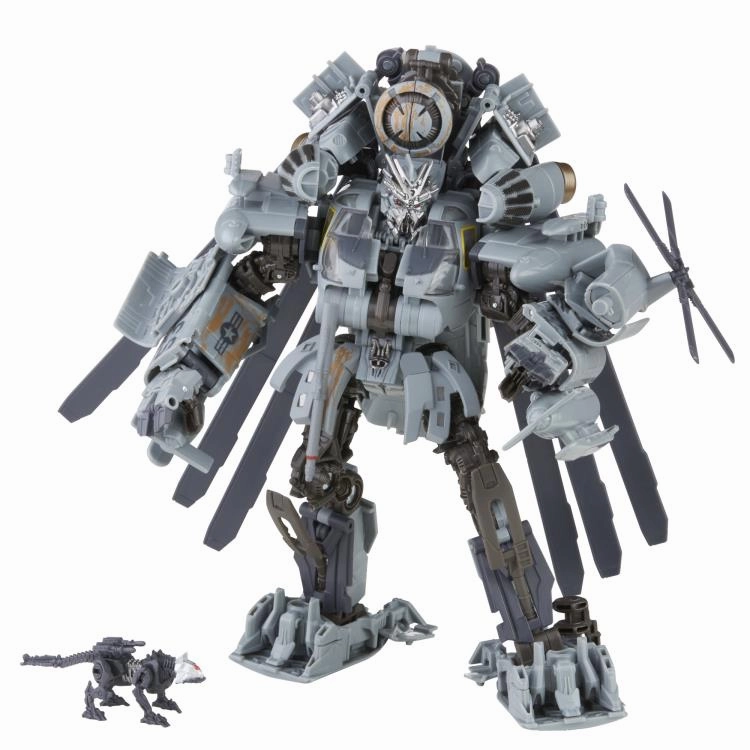 Transformers Generations Studio Series #73 Leader Grindor and Ravage Action Figure