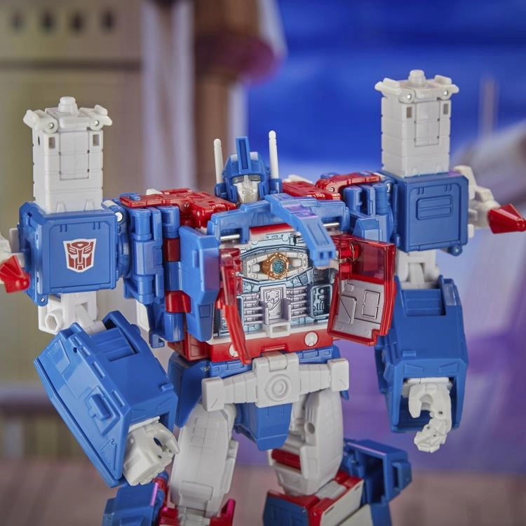 Transformers Generations Studio Series 86 #21 Commander Ultra Magnus Action Figure
