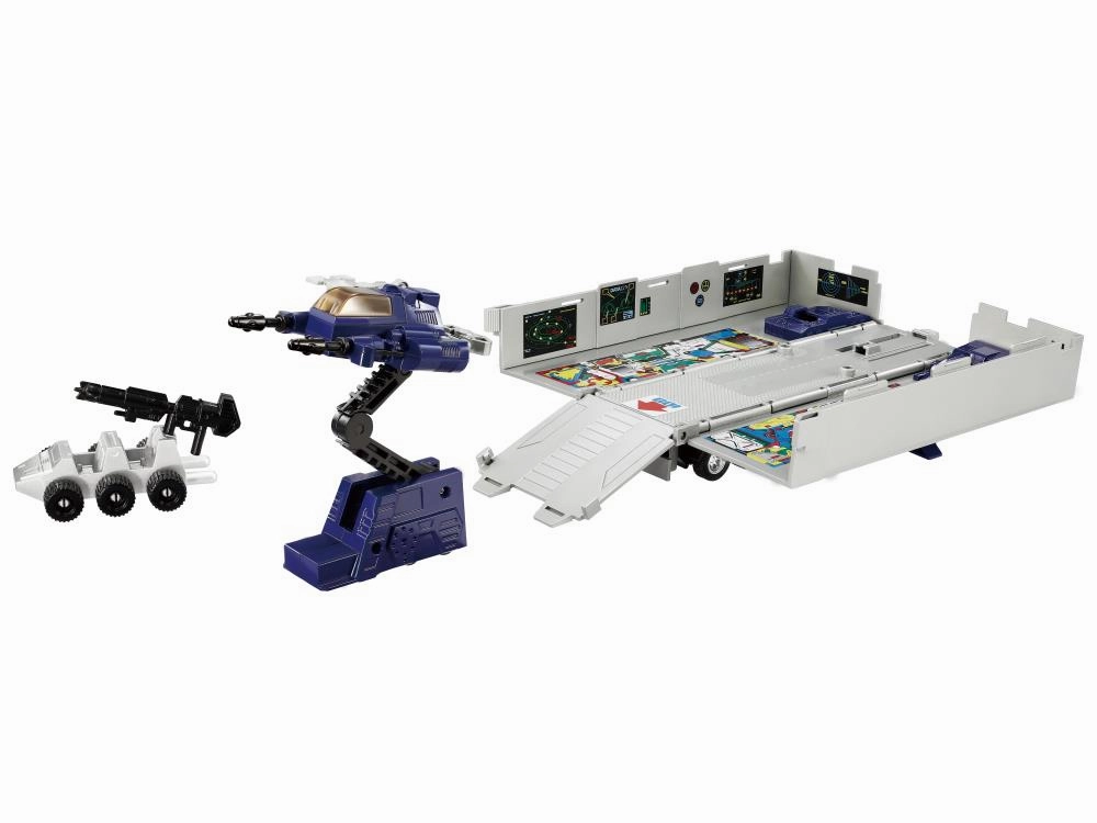 Transformers Missing Link C-01 Optimus Prime (Convoy) Action Figure